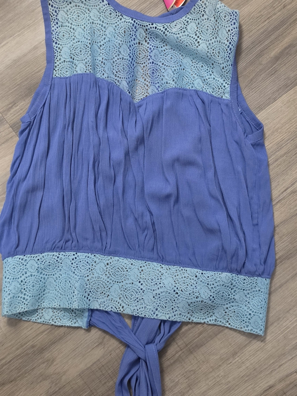 Sleeveless Lace-Trim Chemise Top in Blue